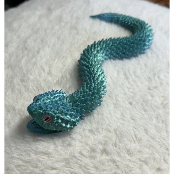 3D Printed Articulated Viper Snake. Fidget Toy. - Picture 6 of 7
